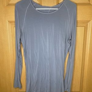 Lululemon top